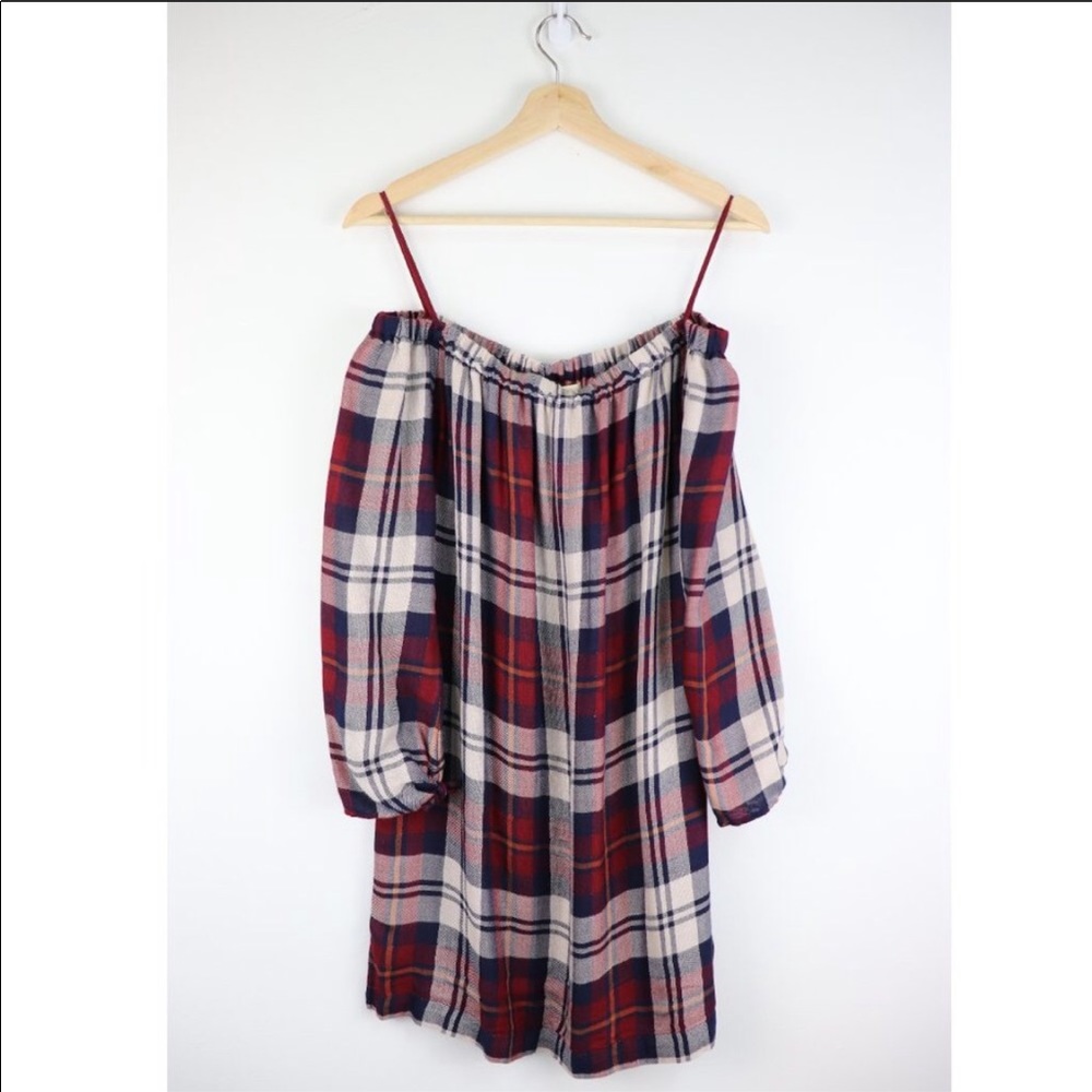 Anthropologie off the should dress. Only worn once